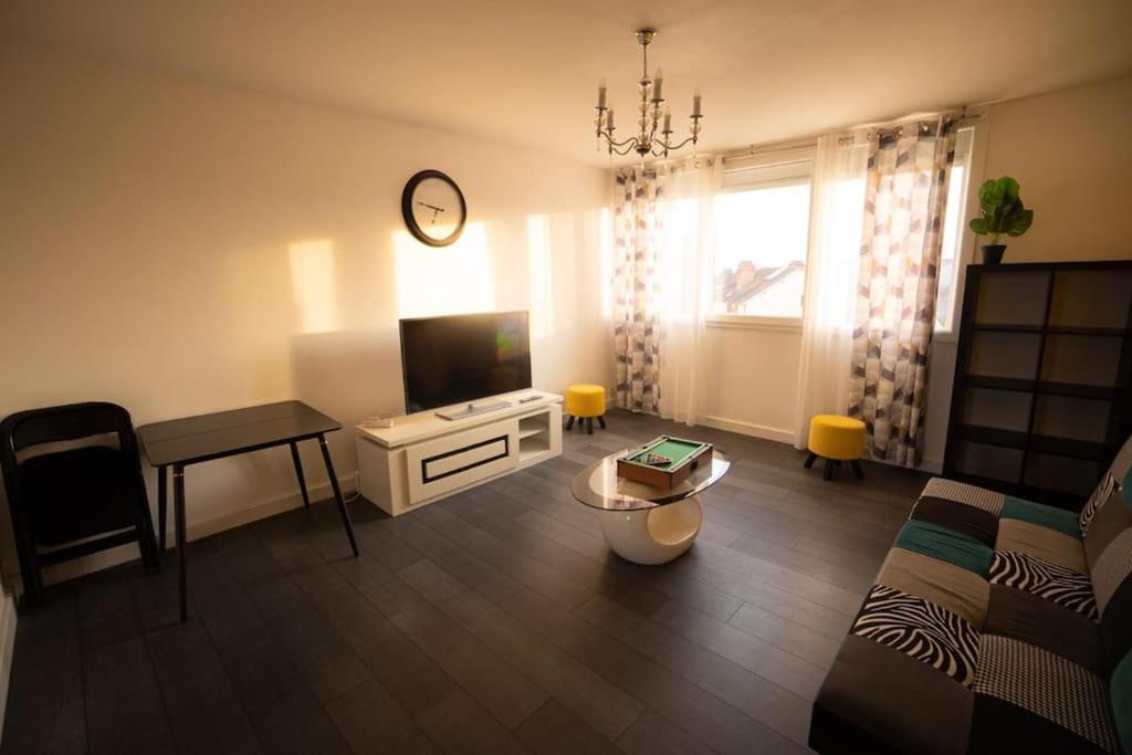 Appart Proche Centre Ville - Parking Facile Troyes Luaran gambar